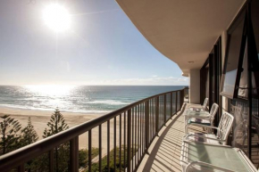 2BR Beachfront Family Friendly Surfers Apartment